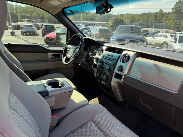 Photo of 2010 Tuxedo Black Ford F-150