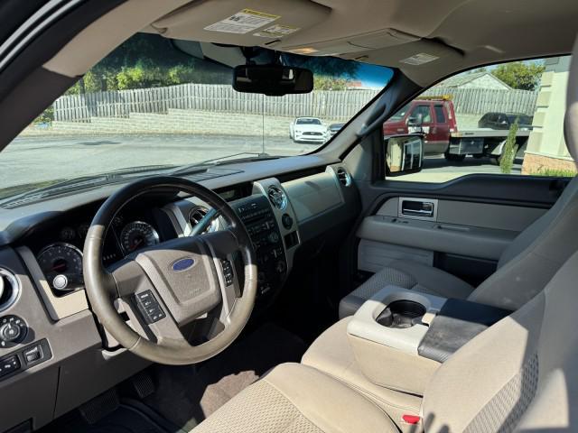 Photo of 2010 Tuxedo Black Ford F-150