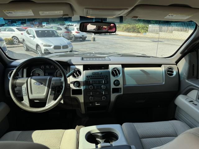 Photo of 2010 Tuxedo Black Ford F-150