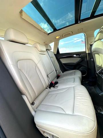 Photo of 2013 Black Audi Q5