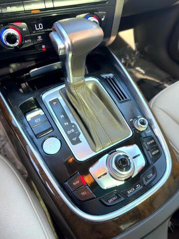 Photo of 2013 Black Audi Q5