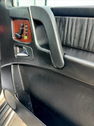 Photo of 2002 Beige Mercedes-Benz G-Class