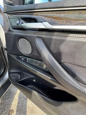 Photo of 2018 Space Gray Metallic BMW X5 eDrive
