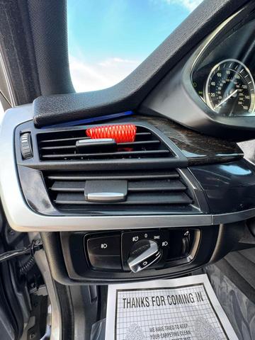 Photo of 2018 Space Gray Metallic BMW X5 eDrive