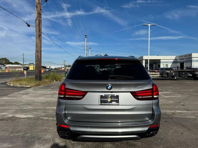 Photo of 2018 Space Gray Metallic BMW X5 eDrive