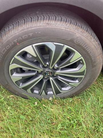 Photo of 2025 Brilliant Red Buick Envision