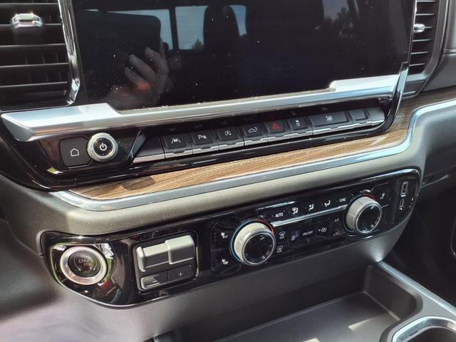 Photo of 2023 Ash Chevrolet Silverado 1500