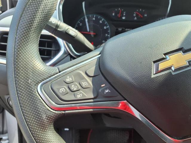 Photo of 2020 Silver Ice Metallic Chevrolet Equinox