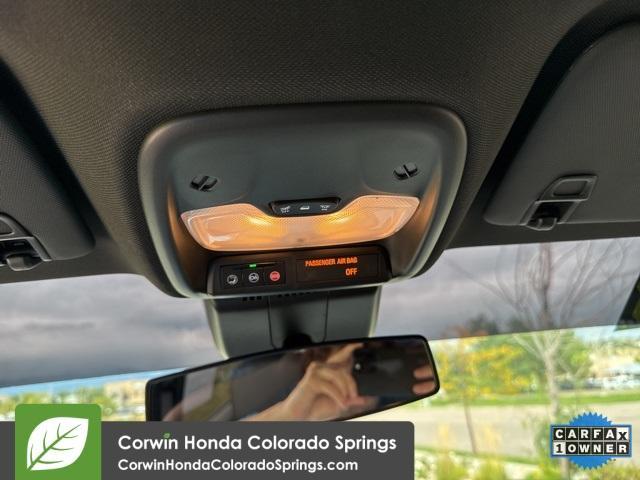 Photo of 2024 Black Chevrolet Colorado
