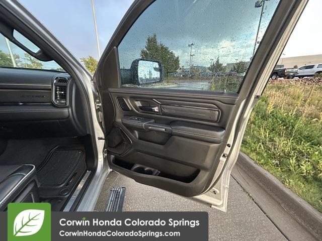 Photo of 2024 Billet Silver Metallic Clearcoat RAM 1500