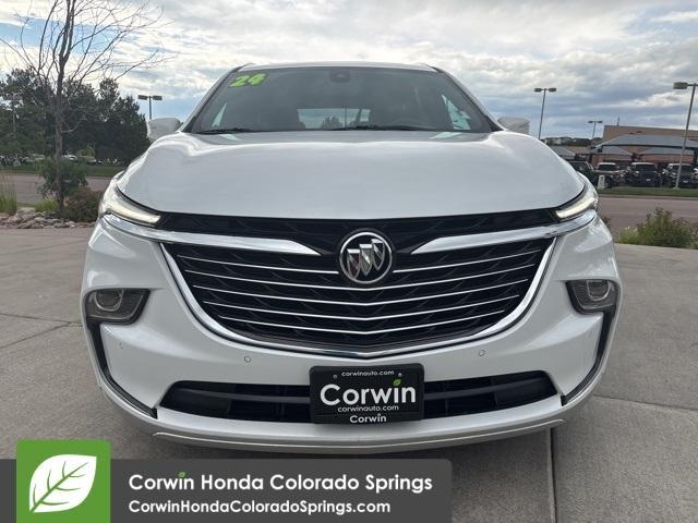 Photo of 2024 Summit White Buick Enclave