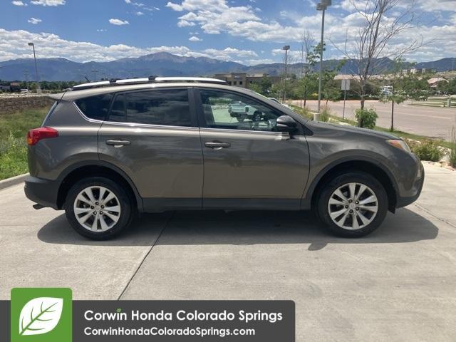 Photo of 2013 Pyrite Mica Toyota RAV4