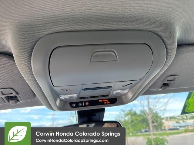 Photo of 2024 Ebony Twilight Metallic GMC Terrain