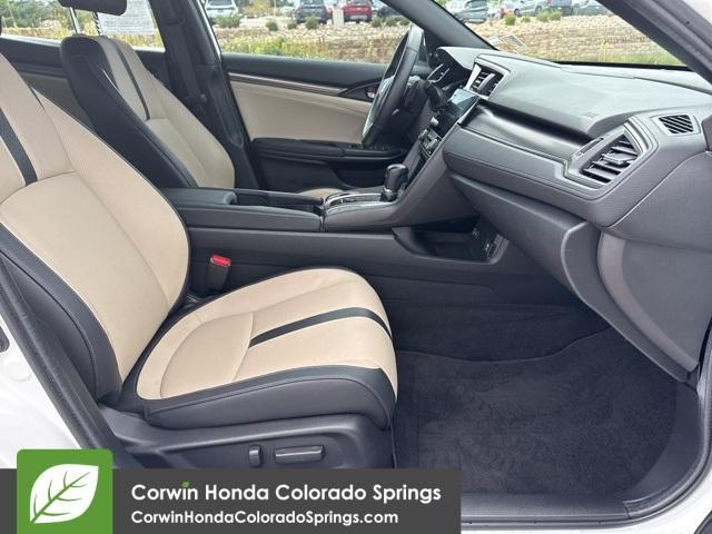 Photo of 2019 Platinum White Pearl Honda Civic