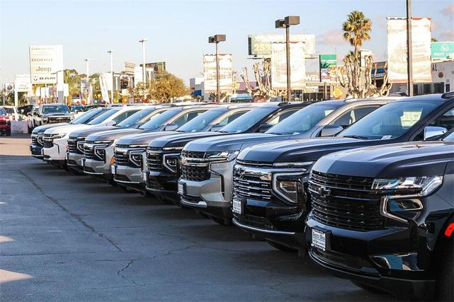 Photo of 2024 Summit White Chevrolet Silverado 1500