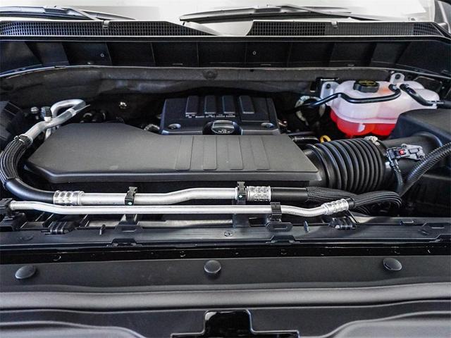 Photo of 2025 Black Chevrolet Silverado 1500