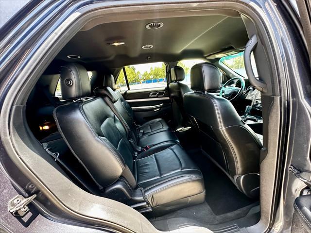 Photo of 2017 GREY Ford Explorer