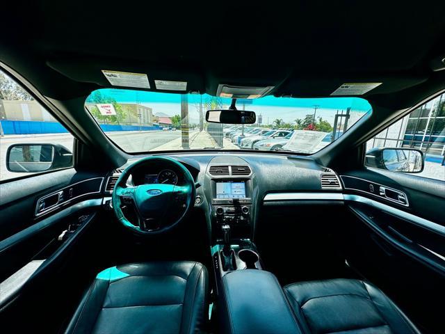 Photo of 2017 GREY Ford Explorer