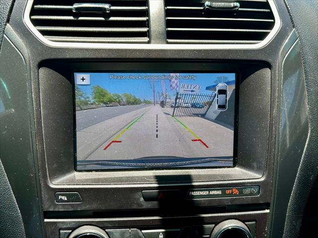 Photo of 2017 GREY Ford Explorer