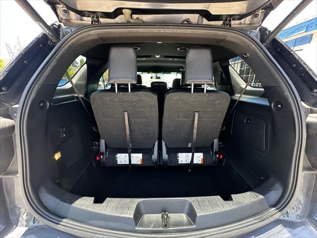 Photo of 2017 GREY Ford Explorer