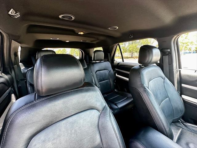 Photo of 2017 GREY Ford Explorer