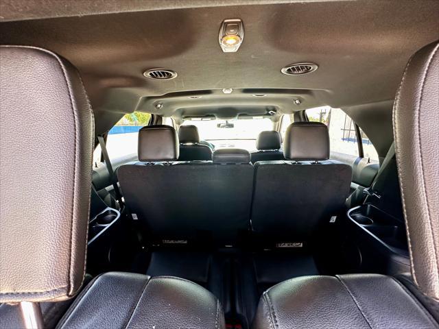 Photo of 2017 GREY Ford Explorer