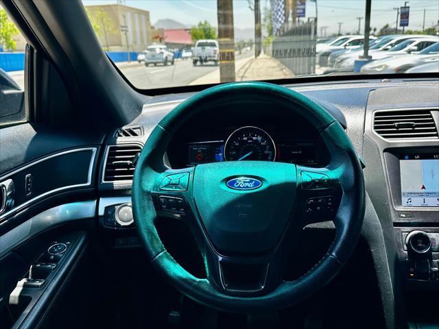 Photo of 2017 GREY Ford Explorer