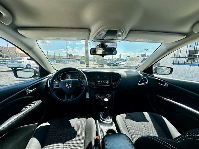 Photo of 2015 GREY Dodge Dart