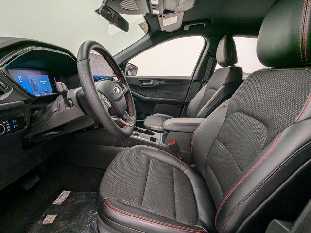 Photo of 2025 Carbonized Gray Metallic Ford Escape