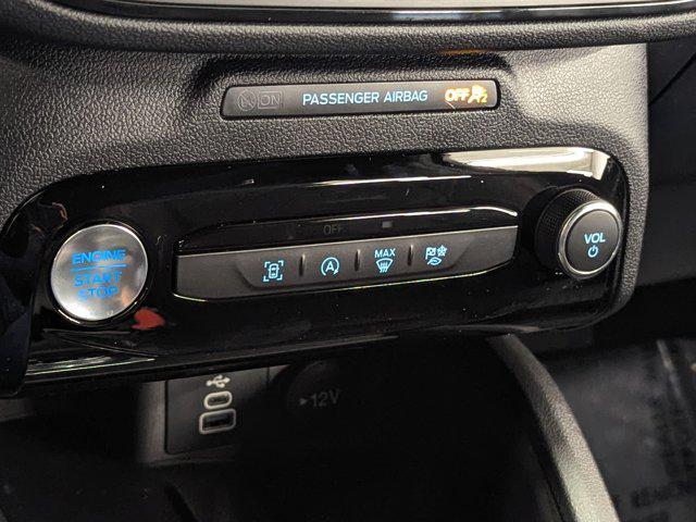 Photo of 2025 Carbonized Gray Metallic Ford Escape