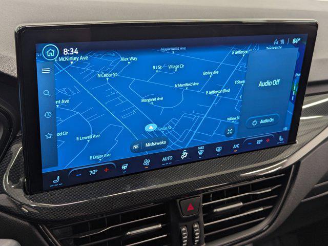 Photo of 2025 Carbonized Gray Metallic Ford Escape