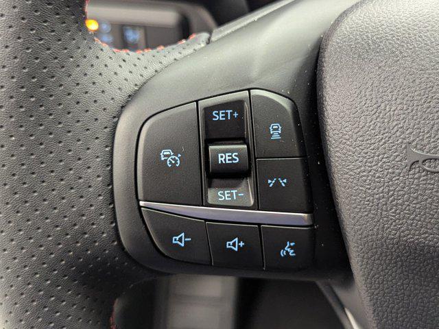 Photo of 2025 Carbonized Gray Metallic Ford Escape