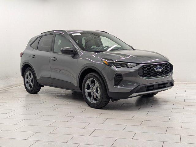 Photo of 2025 Carbonized Gray Metallic Ford Escape