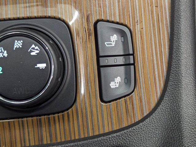 Photo of 2020 Quicksilver Metallic GMC Acadia