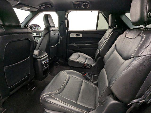 Photo of 2020 Iconic Silver Metallic Ford Explorer
