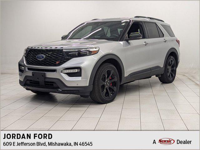 Photo of 2020 Iconic Silver Metallic Ford Explorer