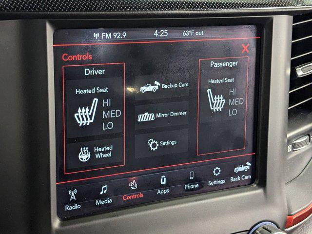Photo of 2019 Diamond Black Crystal Pearlcoat RAM 1500