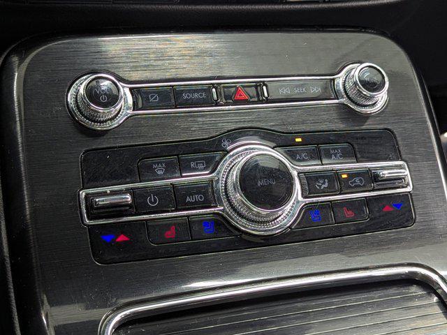 Photo of 2023 White Lincoln Nautilus