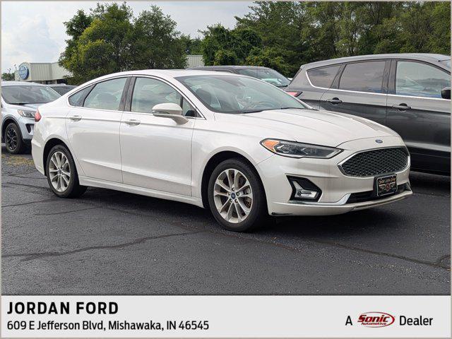 Photo of 2019 White Ford Fusion Energi