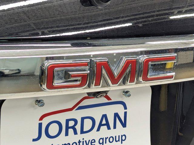 Photo of 2023 Ebony Twilight Metallic GMC Acadia