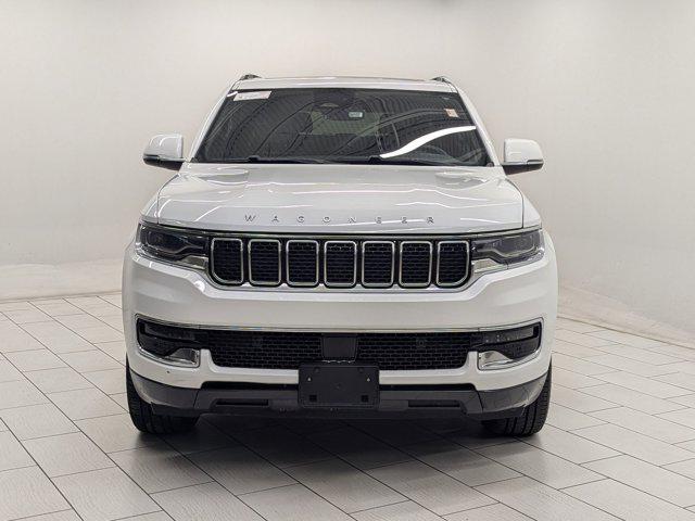 Photo of 2022 Bright White Clearcoat Jeep Wagoneer