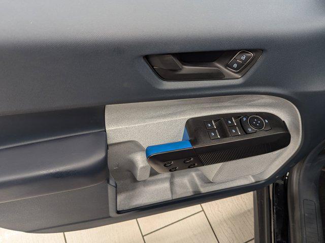 Photo of 2025 Shadow Black Ford Maverick