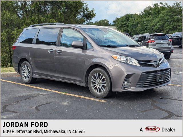 Photo of 2020 Predawn Gray Mica Toyota Sienna