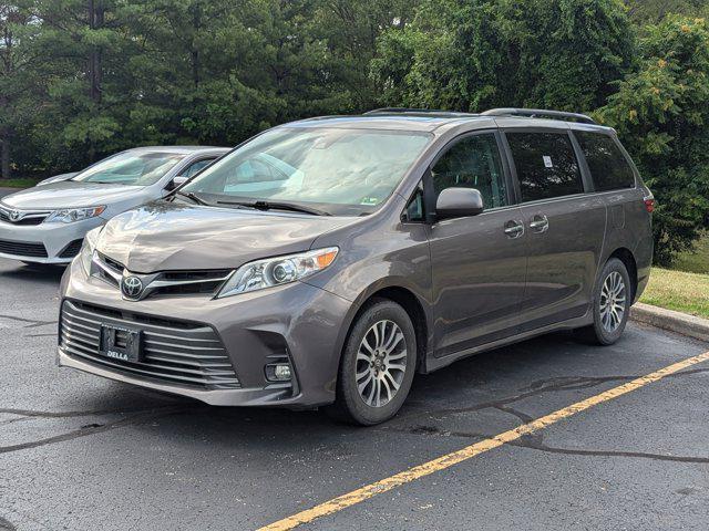 Photo of 2020 Predawn Gray Mica Toyota Sienna