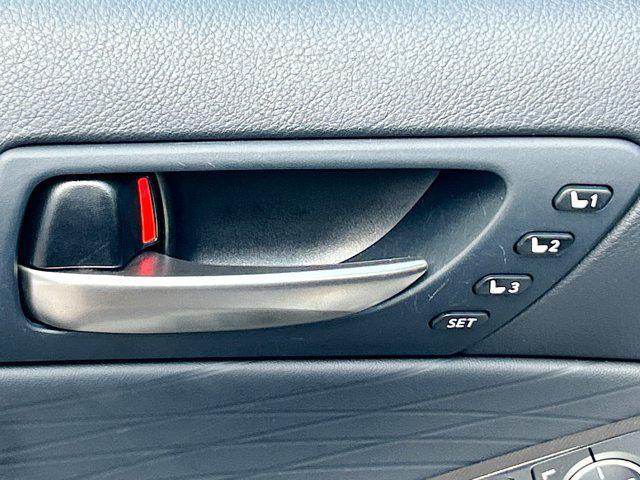 Photo of 2023 Silver Lexus IS 350