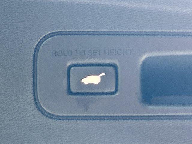 Photo of 2025 Canyon River Blue Metallic Acura MDX