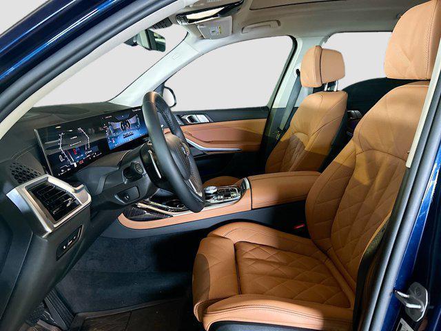 Photo of 2026 Tanzanite Blue II Metallic BMW X7