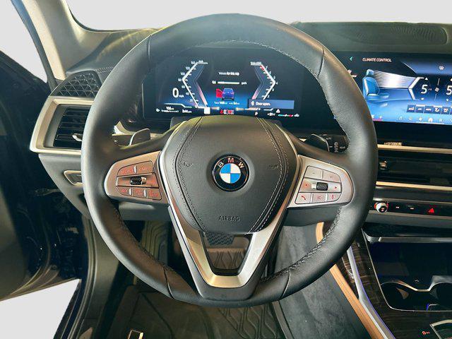 Photo of 2026 Tanzanite Blue II Metallic BMW X7