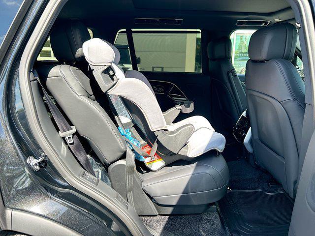 Photo of 2025 Santorini Black Metallic Land Rover Range Rover
