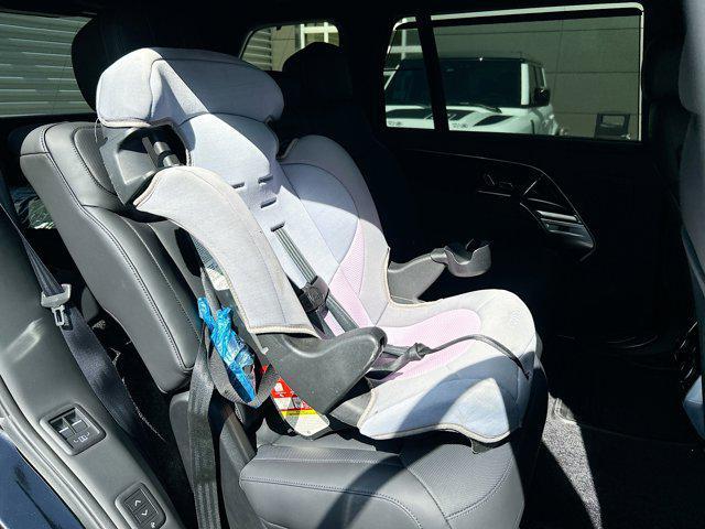 Photo of 2025 Santorini Black Metallic Land Rover Range Rover